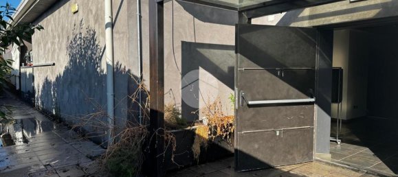 Imóvel comercial de 4 divisões em Grassobbio, Italy N.º 282212 21