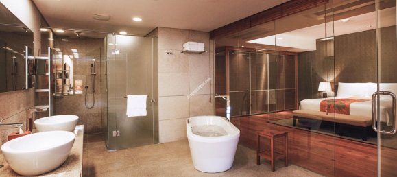 3 bedrooms Apartment in District 1, Vietnam No. 11118 8