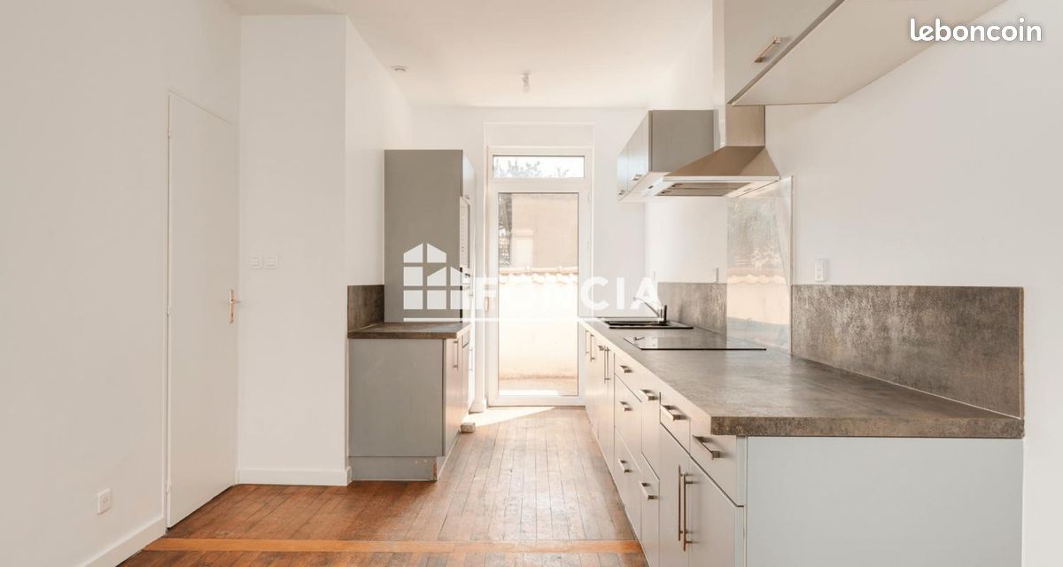 5 chambres Maison à Nancy, France No. 234997