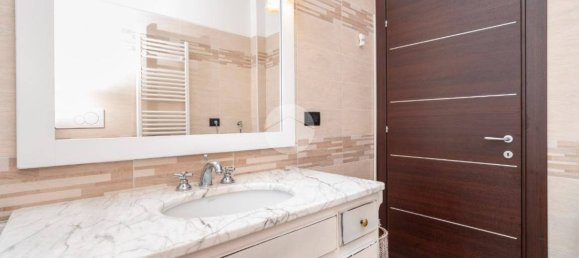 4 bedrooms Apartment in Alpignano, Italy No. 347063 21