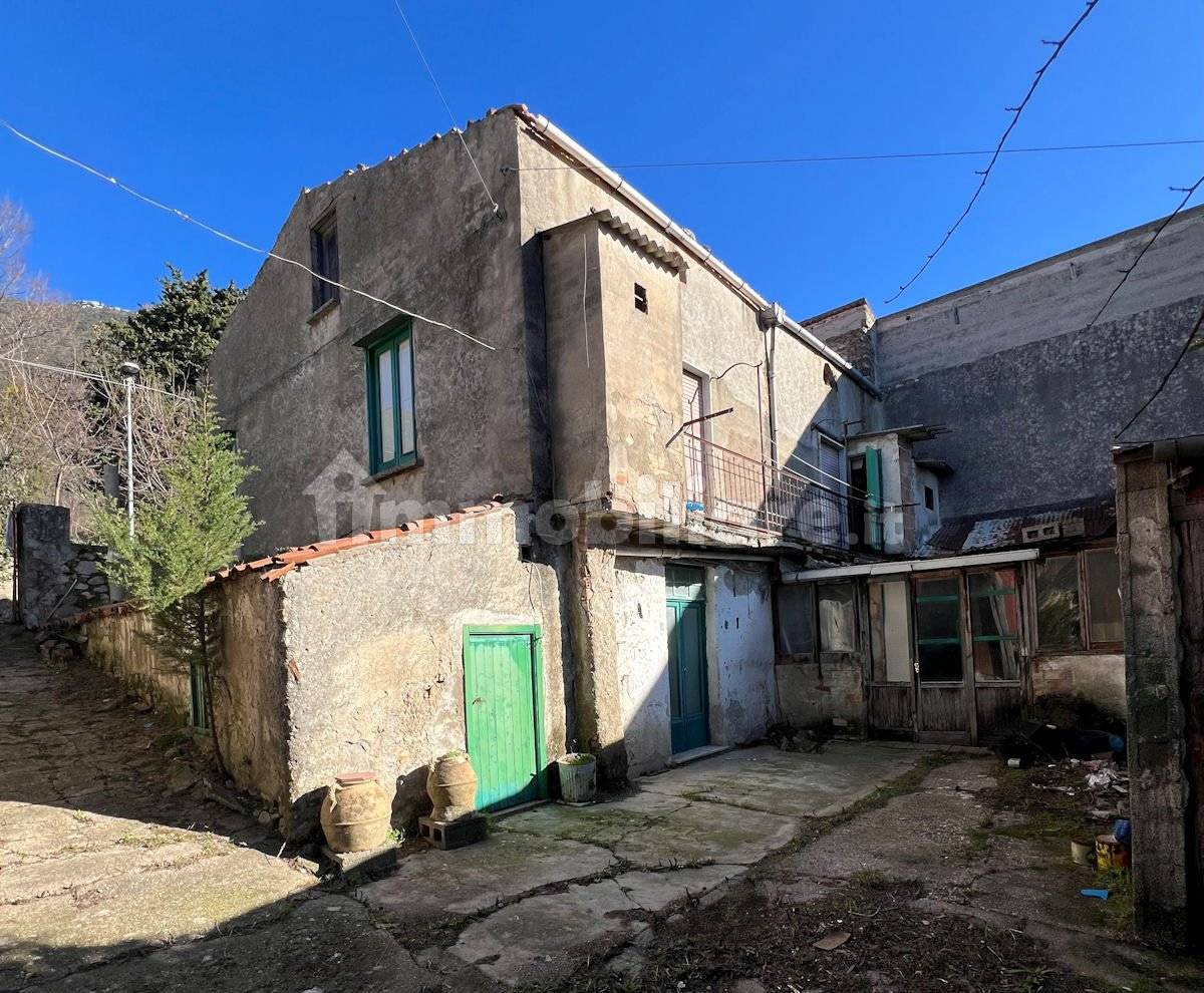 4 bedrooms House in Capaccio Paestum, Italy No. 34471