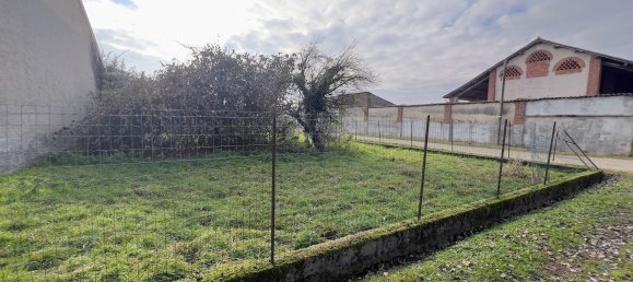 5 rooms House in Bellinzago Novarese, Italy No. 82864 17