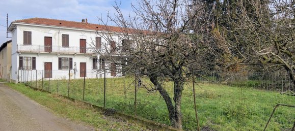 5 rooms House in Bellinzago Novarese, Italy No. 82864 2