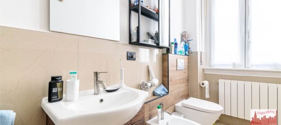 1 chambre Propriété commerciale à Varese, Italy No. 374171 24