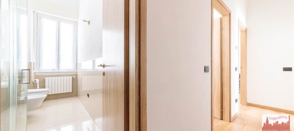 1 chambre Propriété commerciale à Varese, Italy No. 374171 6