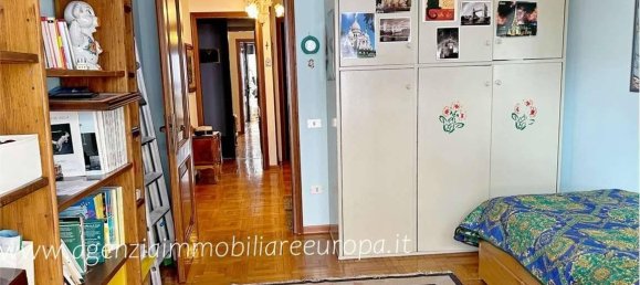 8-salle Villa à Padua, Italy No. 26078 17