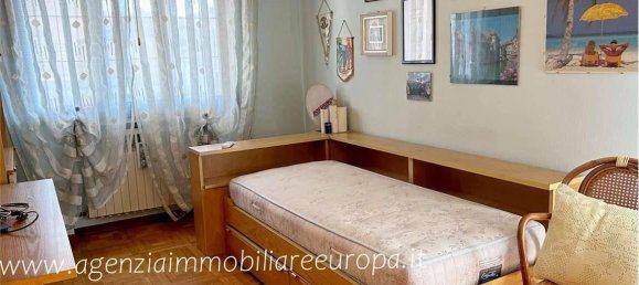 8-salle Villa à Padua, Italy No. 26078 15