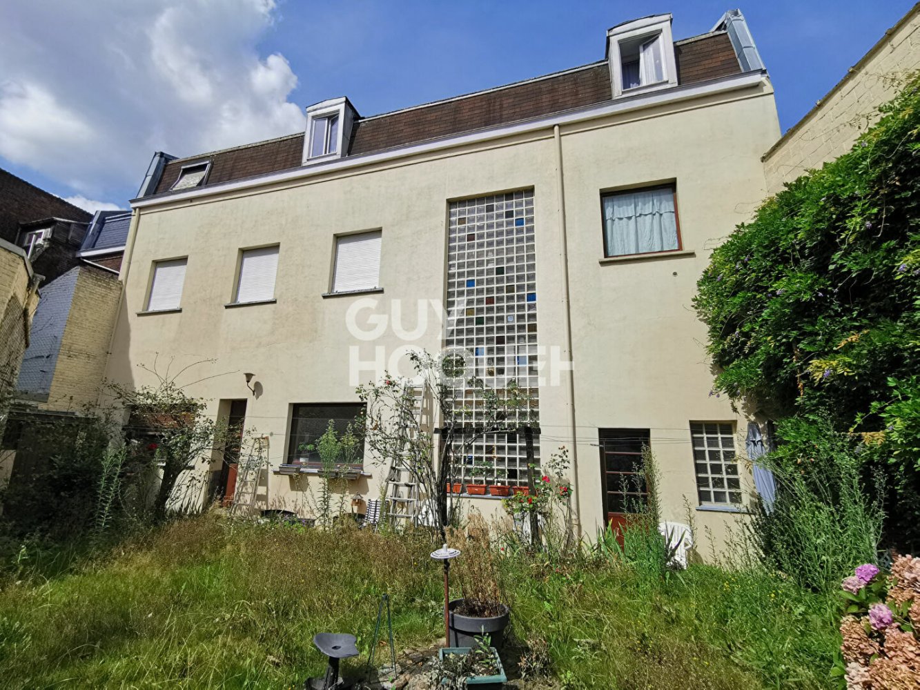 12-Zimmer Haus in Armentieres, France, Nr. 254206