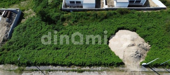 452m² Land in Vila Nova de Famalicao, Portugal No. 36325 3