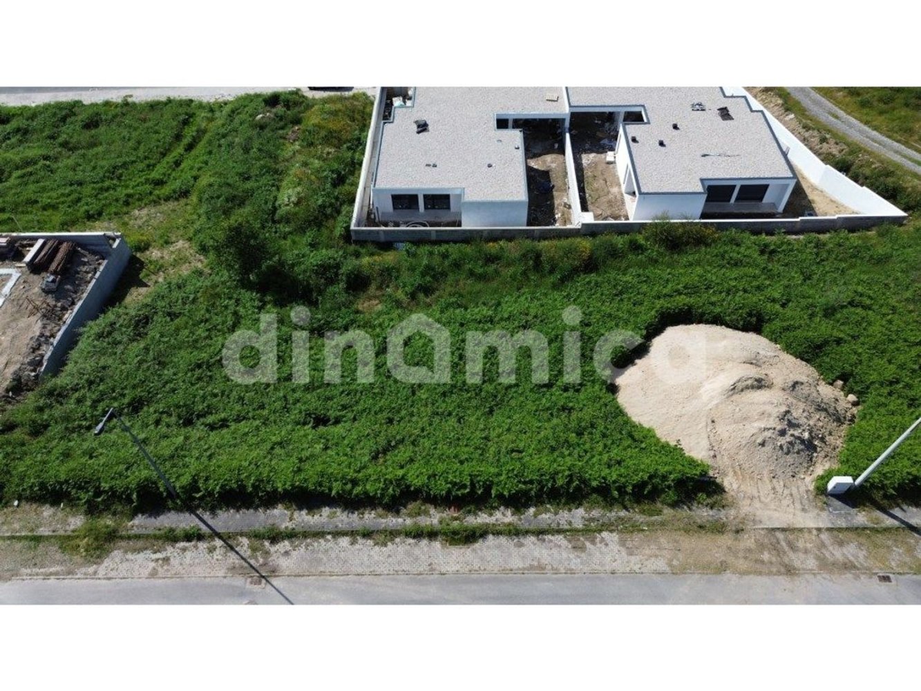 452m² Land in Vila Nova de Famalicao, Portugal No. 36325