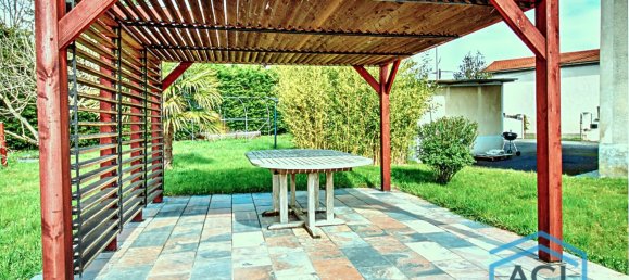 Villa de 4 dormitorios en Luzinay, France No. 270876 4