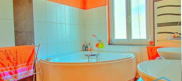 Villa de 4 dormitorios en Luzinay, France No. 270876 24