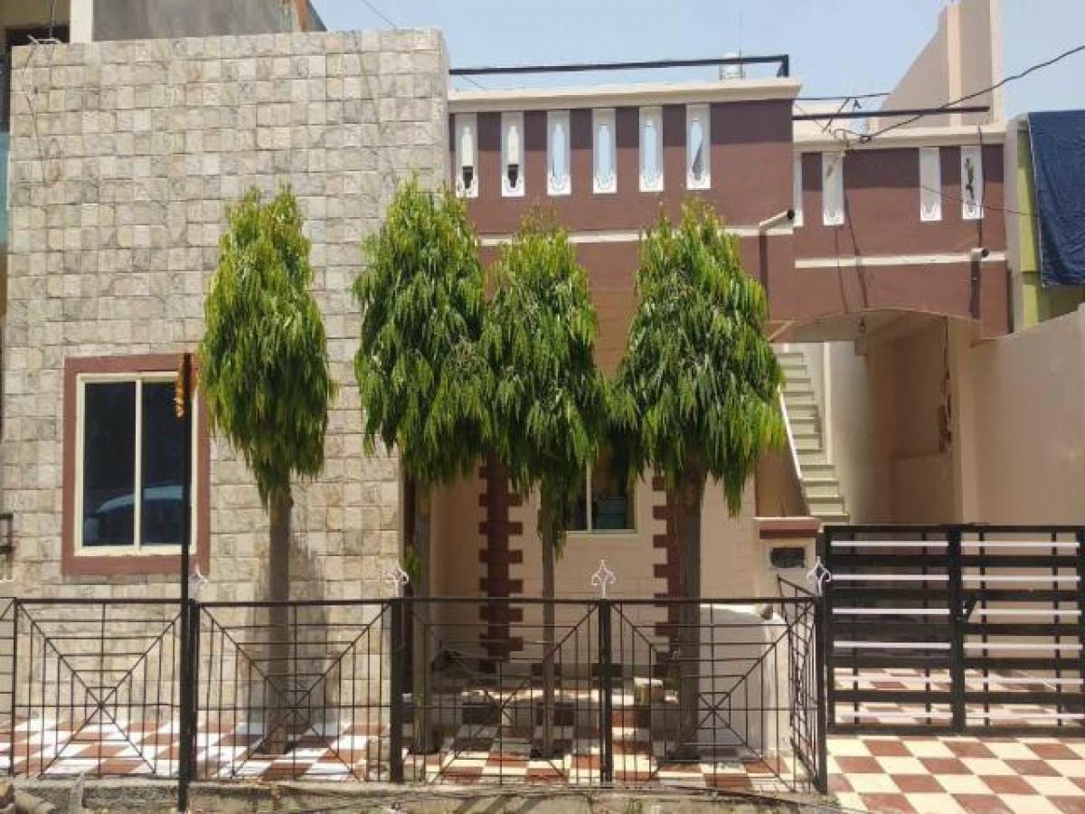 3 bedrooms House in Indore, India No. 7974