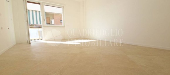 1 bedroom Apartment in Rome, Italy No. 273653 5