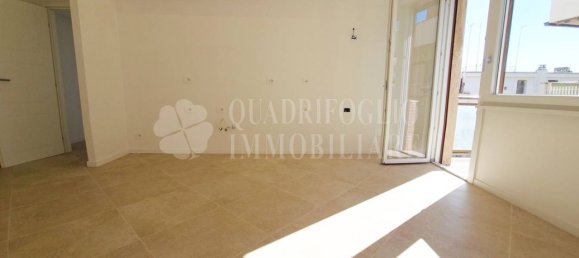 1 bedroom Apartment in Rome, Italy No. 273653 7
