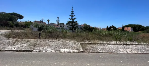 1472m² Land in Almada, Portugal No. 109179 11