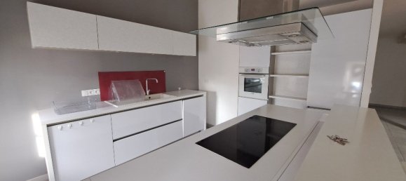 3 bedrooms Duplex in Toul, France No. 96947 8