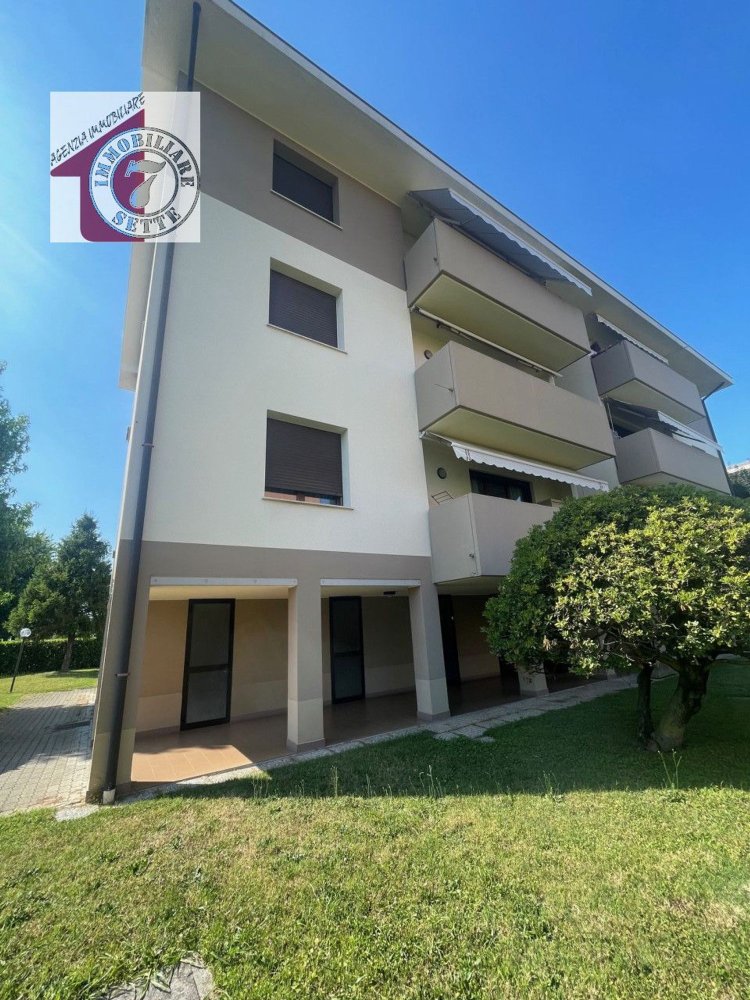 Apartamento de 4 habitaciónes en Vigonza, Italy No. 283057