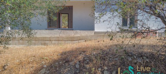 Дом с 4 спальнями в Лурас, Италия № 340771 6