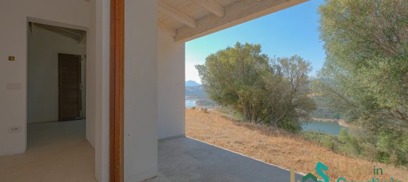 Дом с 4 спальнями в Лурас, Италия № 340771 13