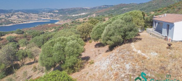 Дом с 4 спальнями в Лурас, Италия № 340771 4