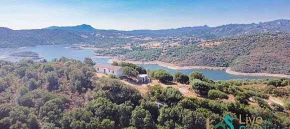 Дом с 4 спальнями в Лурас, Италия № 340771 2