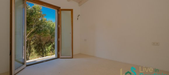 Дом с 4 спальнями в Лурас, Италия № 340771 14