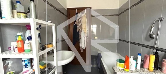 2 bedrooms Apartment in Rome, Italy No. 196331 9