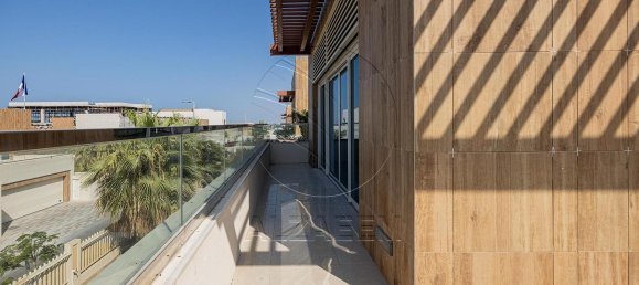 6 bedrooms Villa in The Marina, UAE No. 29732 3