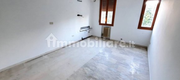 2 bedrooms Apartment in Trebaseleghe, Italy No. 199246 3