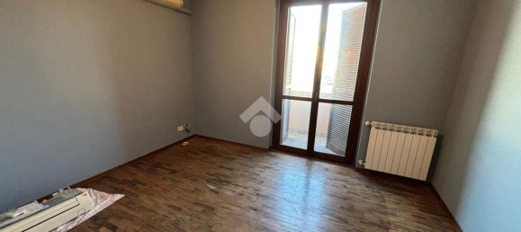 4 rooms House in Novara, Italy No. 53253 20