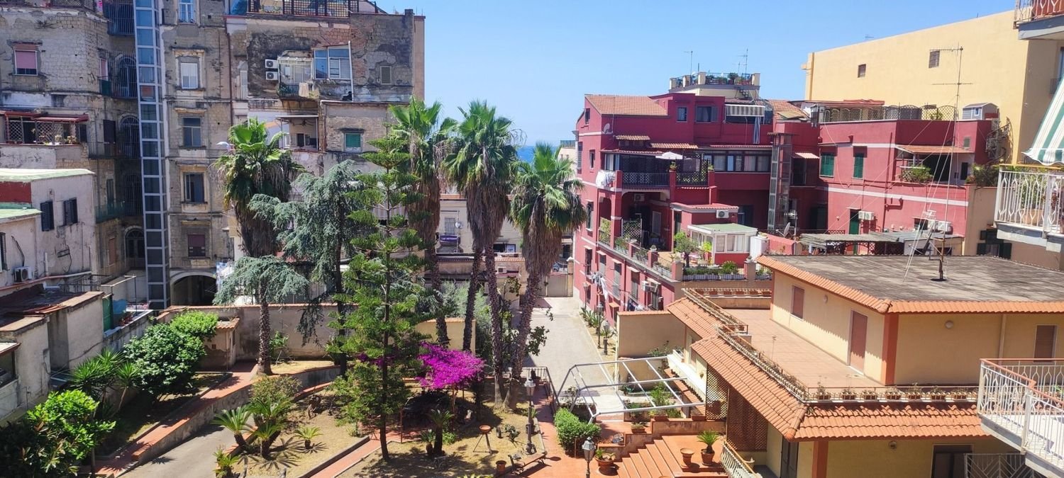 3 bedrooms Apartment in Portici, Italy No. 347465