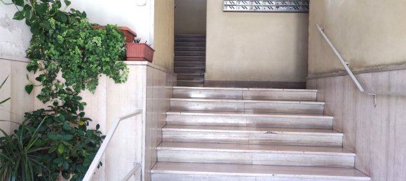 3 bedrooms Apartment in Portici, Italy No. 347465 8