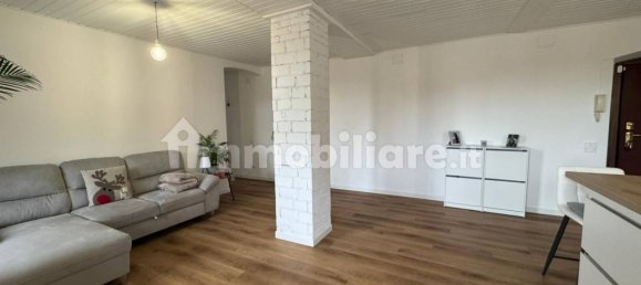 2 chambres Appartement à Stezzano, Italy No. 3413 6