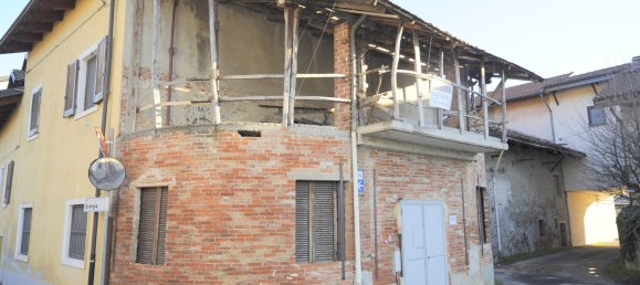 6 rooms House in Avigliana, Italy No. 70270 4