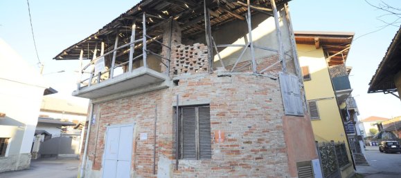 6 rooms House in Avigliana, Italy No. 70270 8