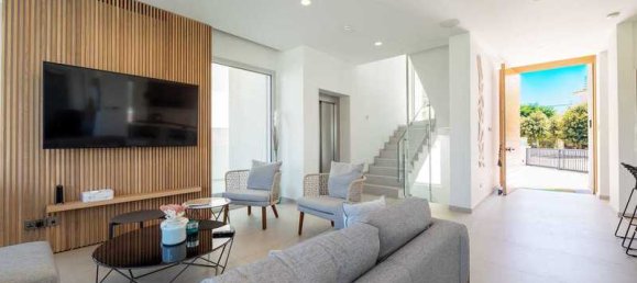 6 bedrooms Villa in Protaras, Cyprus No. 10675 13