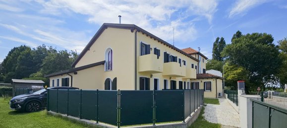 3-salle Duplex à San Donà di Piave, Italy No. 279037 2