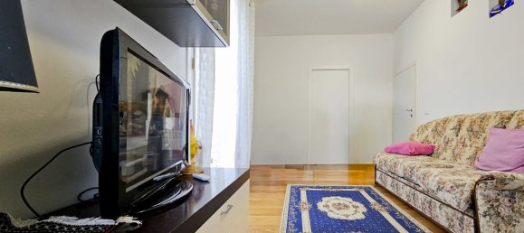 3-salle Duplex à San Donà di Piave, Italy No. 279037 12