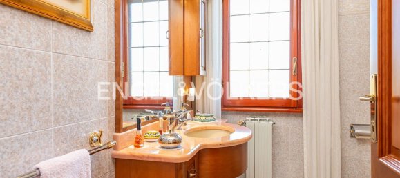 8 rooms Villa in Frascati, Italy No. 132134 15