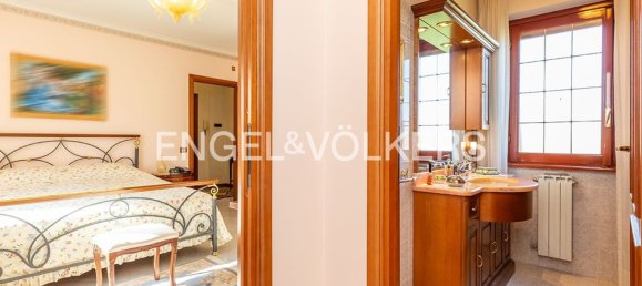 8 rooms Villa in Frascati, Italy No. 132134 14