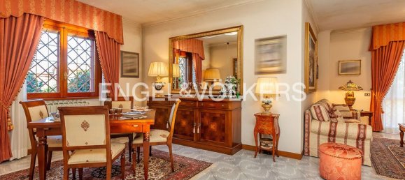 8 rooms Villa in Frascati, Italy No. 132134 5