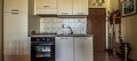 1 bedroom Apartment in Rome, Italy No. 318468 6