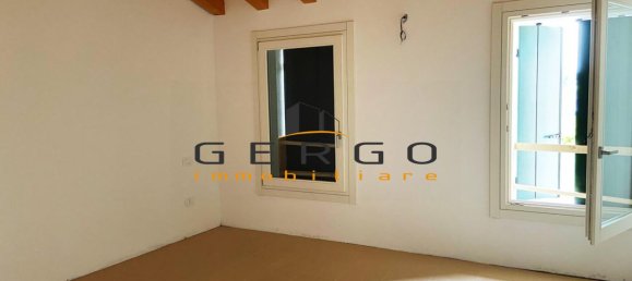 4 rooms Villa in Crocetta del Montello, Italy No. 128489 13