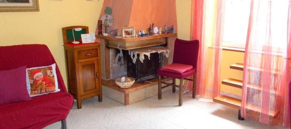 8-salle Maison à San Felice a Cancello, Italy No. 177844 3