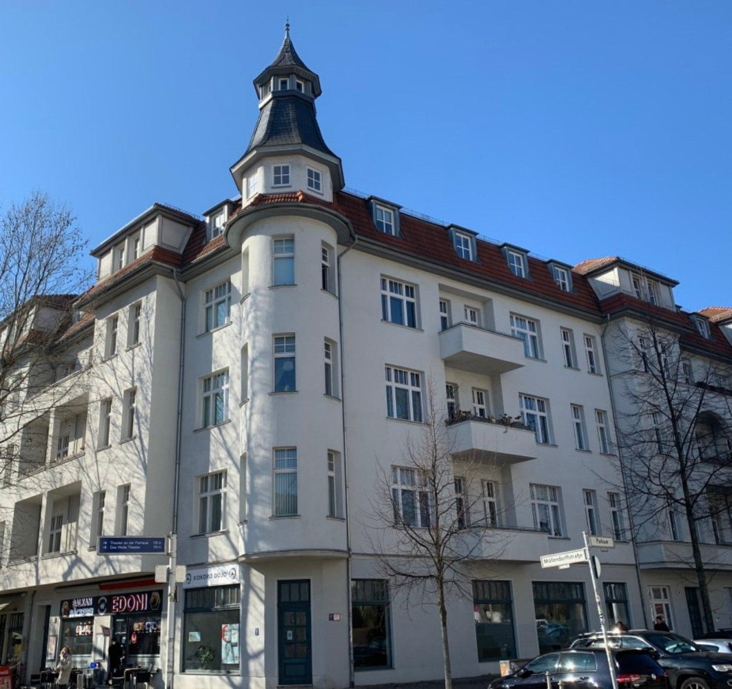 Edificio de 6 dormitorios en Lichtenberg, Germany No. 224788