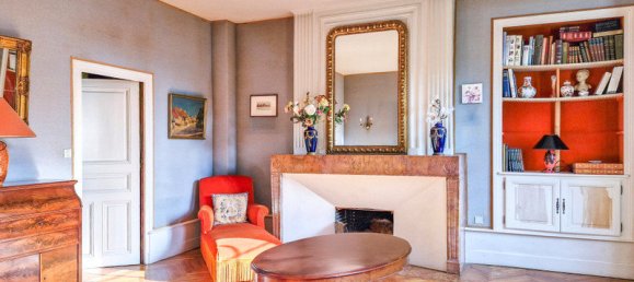  Castillos de 5 dormitorios en Genelard, France No. 196165 5