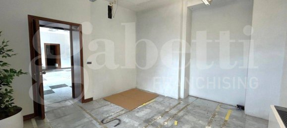 Edifício de 5 divisões em Montignoso, Italy N.º 191927 4