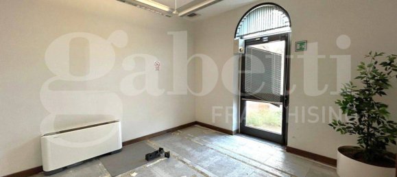 Edifício de 5 divisões em Montignoso, Italy N.º 191927 5