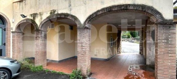 Edifício de 5 divisões em Montignoso, Italy N.º 191927 9